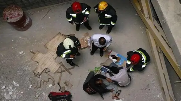 سقوط از ارتفاع جان کارگر مرندی را گرفت