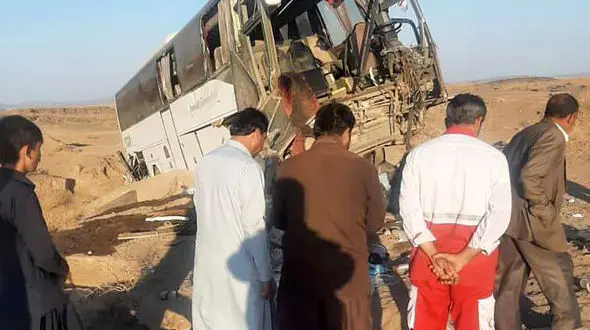 حادثه خونین برای اتوبوس مسافربری در جاده بم + جزییات و عکس