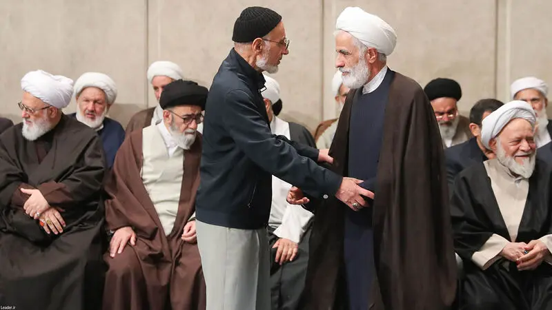 سران قوا، مسئولان و کارگزاران نظام عصر امروز چهارشنبه با رهبر انقلاب اسلامی دیدار کردند. 