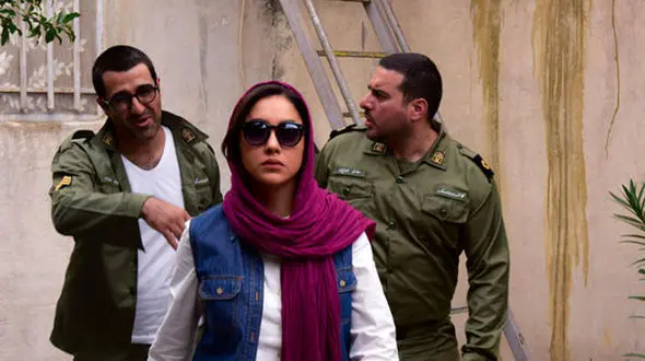 گلایه شدید محسن کیایی از شرایط ناعادلانه اکران لونه زنبور 