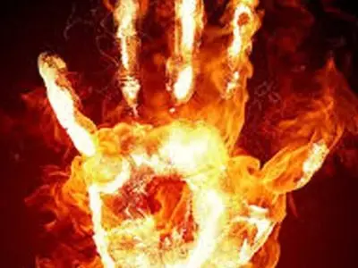 مرگ آتشین  زن باردار بلوچ بر اثر خودسوزی در جاسک /شوهرش هم در آتش جان باخت