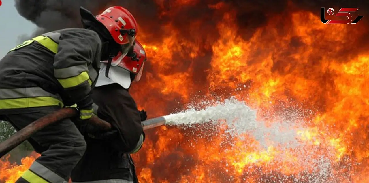 آتش سوزی یک ساختمان مسکونی هفت طبقه در اهواز