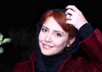 نارضایتی پسر بامزه شبنم قربانی از گرفتن هدیه مسخره/ خدایی این چه کادوئیه که به این بچه دادین؟