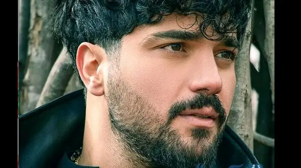 عکس لو رفته از سینا مهراد در جشن تولد  متفاوت ! / علی زند وکیلی چرا حضور دارد !
