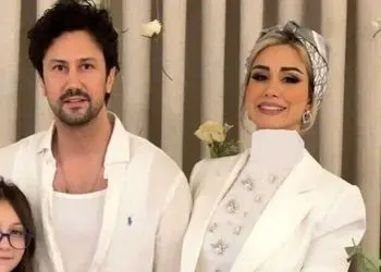 تجربه جدید شاهرخ استخری و خانواده اش / اقامت 1 روزه در یک قایق تفریحی فوق لاکچری و شیک با امکانات رفاهی بالا +عکس