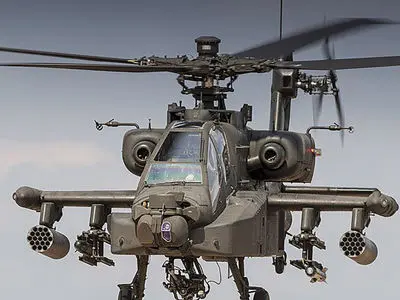 فوری / سنتکام خبر داد /  ورود آپاچی تهاجمی AH-۶۴ به خاورمیانه + عکس ها