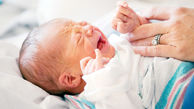  قولنج نوزاد چیست و چه ارتباطی با گریه‌های پیاپی دارد؟