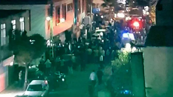 جنگ مسلحانه در خیابان خاتم تهران / محله به رگبار بسته شد / پرتاب نارنجک و تیرخوردن یک کودک