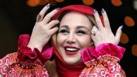 نگاهی به حیاط بزرگ و باصفا خانه بهنوش بختیاری / پیشی چه لذتی داره میبره +فیلم