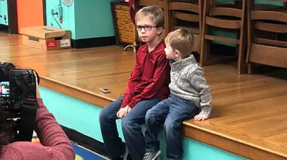 تکنیکی که کودک ۹ ساله با آن پسرعمویش را از خفگی نجات داد! + عکس 