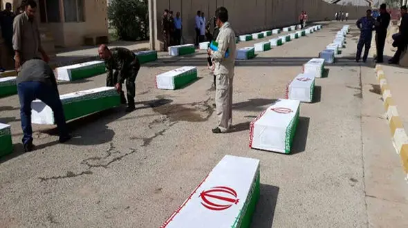 پیکر ۵۶ شهید گلگون کفن دوران دفاع مقدس وارد کشور شد + تصاویر 