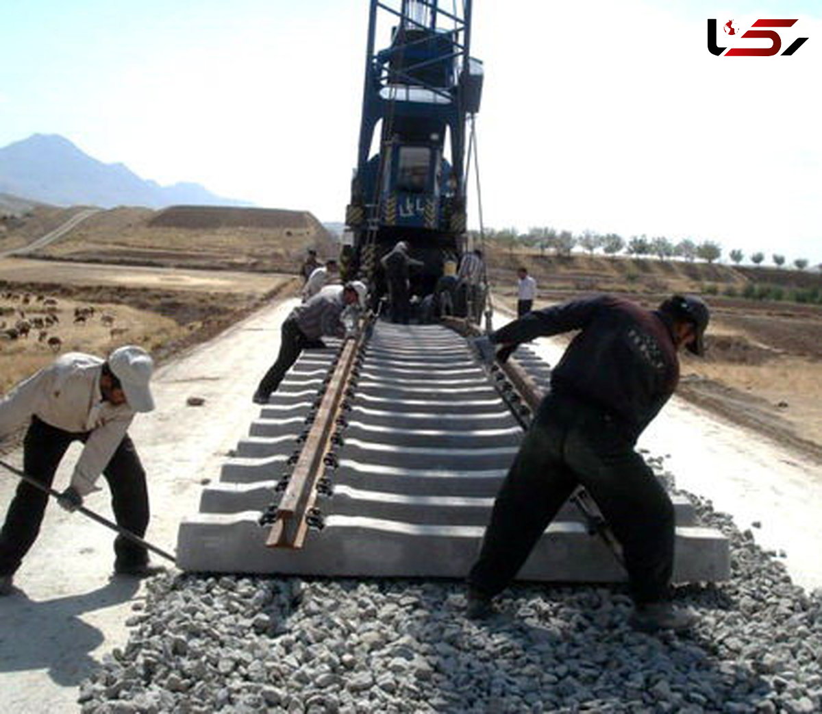 احداث راه آهن رشت - آستارا در سال ۹۶ آغاز می شود