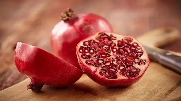 خوردن این میوه زمستانی را در هوای سرد از یاد نبرید