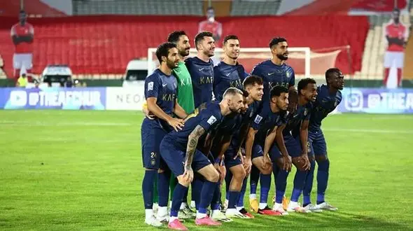 تصمیم ناگهانی سرمربی النصر چند ساعت قبل از دیدار با پرسپولیس/ جا به جایی دو هافبک!