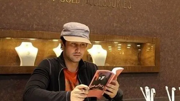 گشت و گذاری کوتاه در طلافروشی لوکس شاهرخ استخری+ویدیو/ عجب طرحهای خاص و دخترپسندی داره!