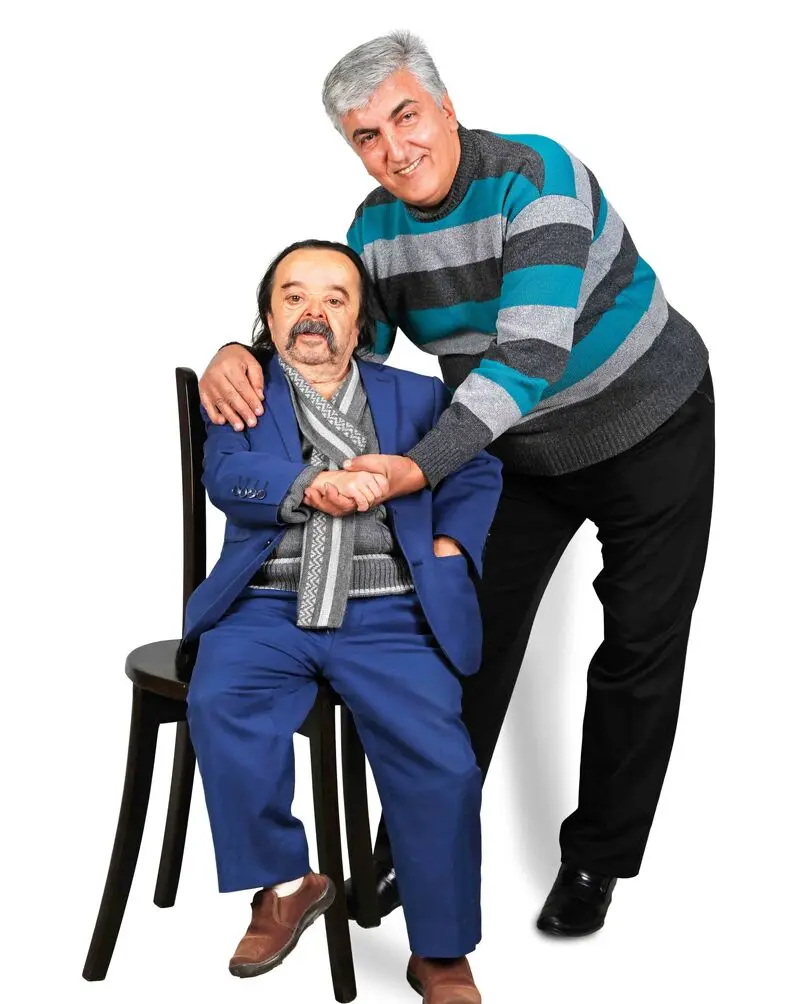 903