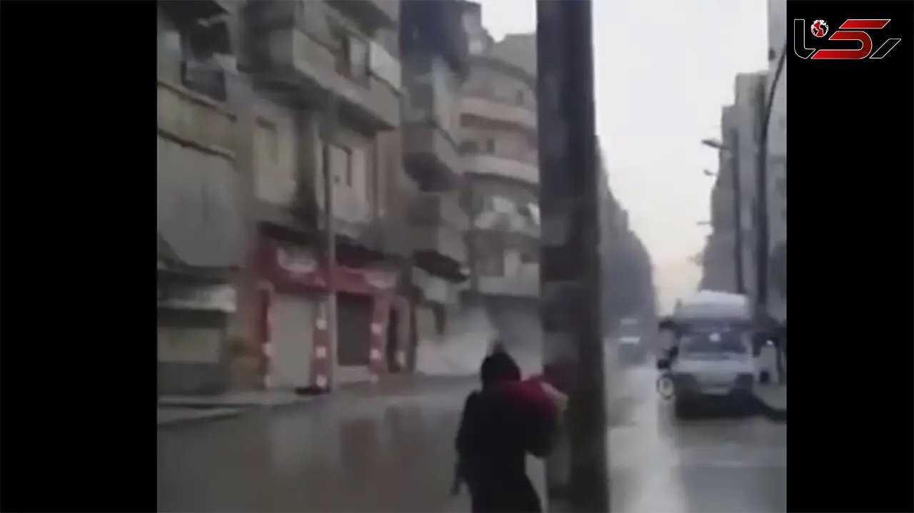  فیلم لحظه فرو ریختن ساختمانی در «حلب» سوریه بر اثر زمین‌لرزه