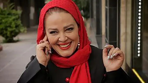  سلفی دسته جمعی بهاره رهنما در پشت صحنه گیسو + 