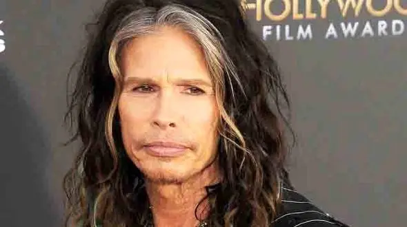 اعترافات شوکه کننده خواننده معروف + جزییات