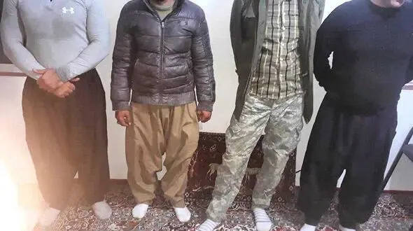 4 شکارچی در تنگه واشی دستگیر شدند +عکس