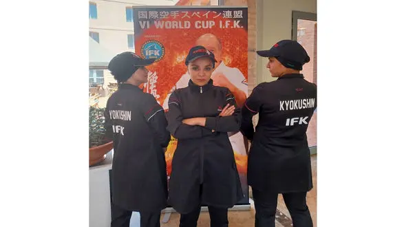 2 زن کارتن خواب ایرانی جهان را تکان دادند ! / از بی خانمانی در تهران تا معجزه در والنسیای اسپانیا + عکس