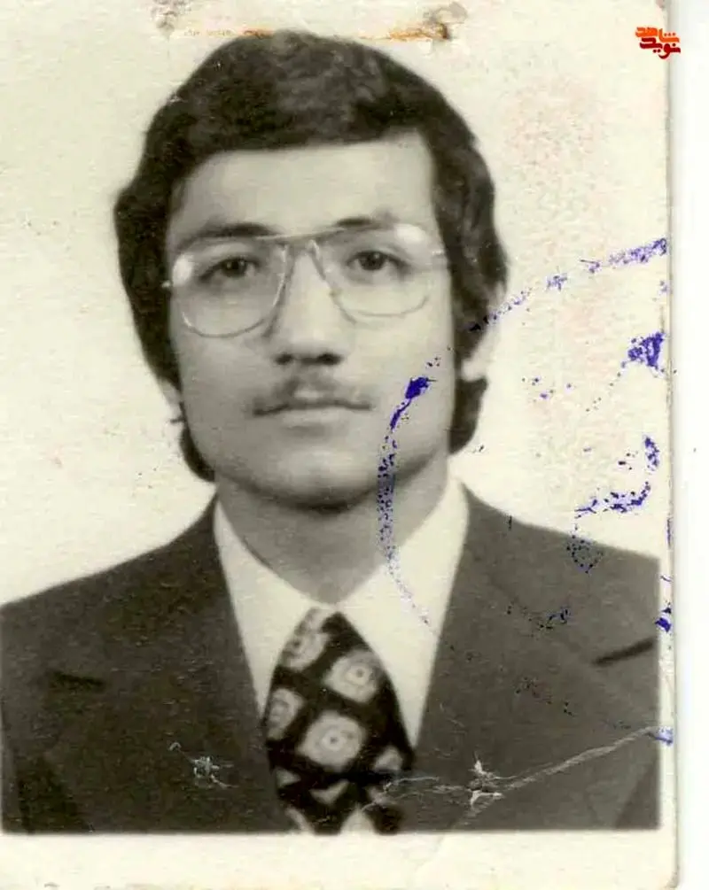  دانشجویان پیرو خط امام در جریان اشغال سفارت آمریکا در 13 آبان 1358