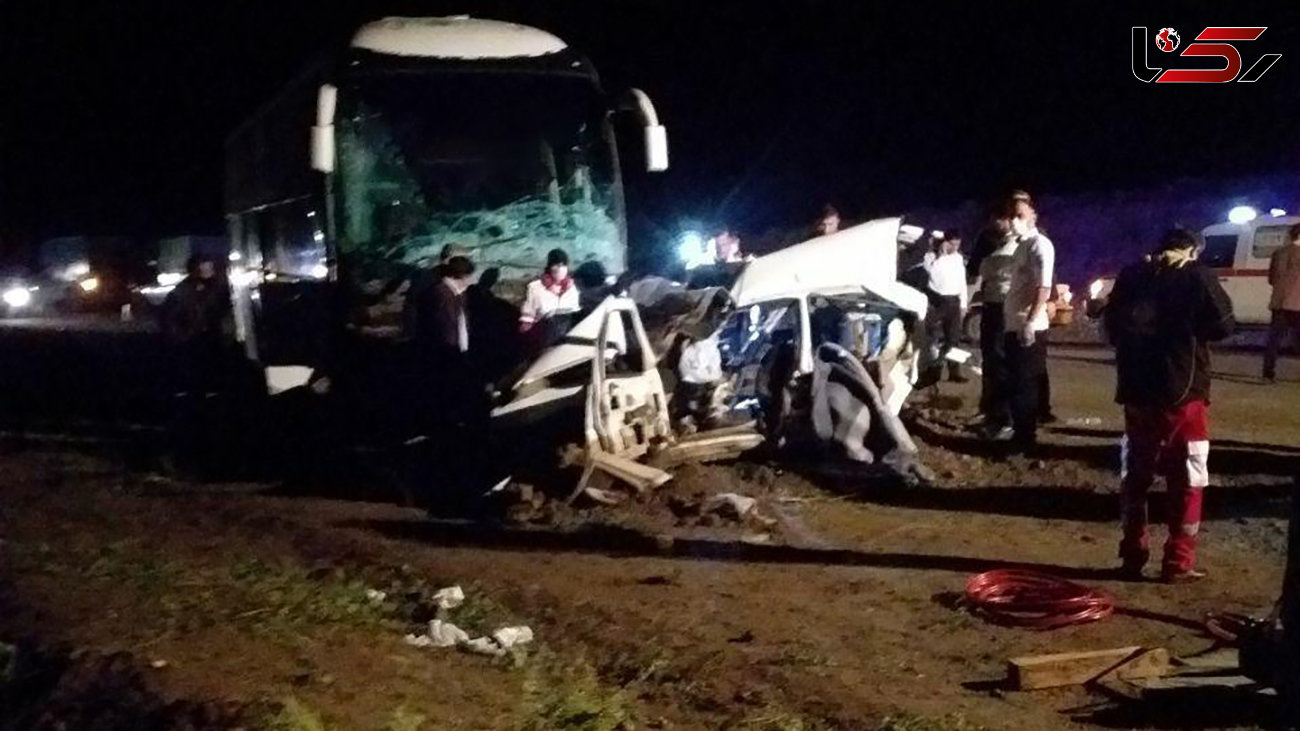 2 کشته در تصادف شاخ به شاخ اتوبوس با پژو در جاده پارس آبادمغان