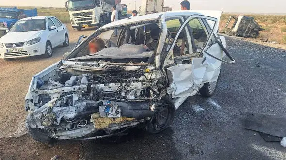 تصادف زنجیره ای در چرم شهر 10 نفر کشته و زخمی برجا گذاشت