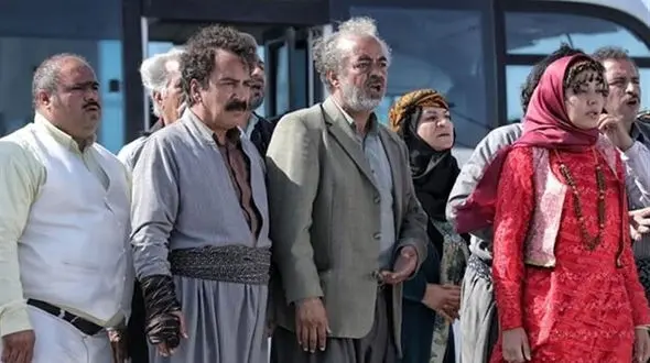 بیوگرافی بازیگران سریال نون خ با عکس همسرانشان