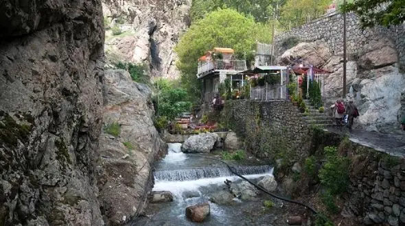 آزادسازی بستر رودخانه تهران دربند