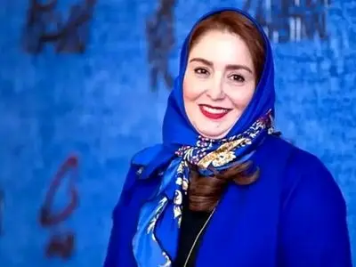 سکانس شاد/ژاله صلوات نذر کرده لایکش کنند/از خوشحالی داره بال در میاره