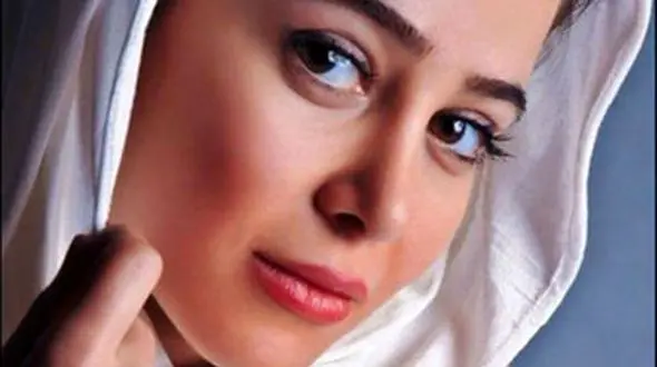 مدل مانتو باکلاس و عروسکی الناز حبیبی بازیگر سریال دردسرهای عظیم / خانوما ایده بگیرین