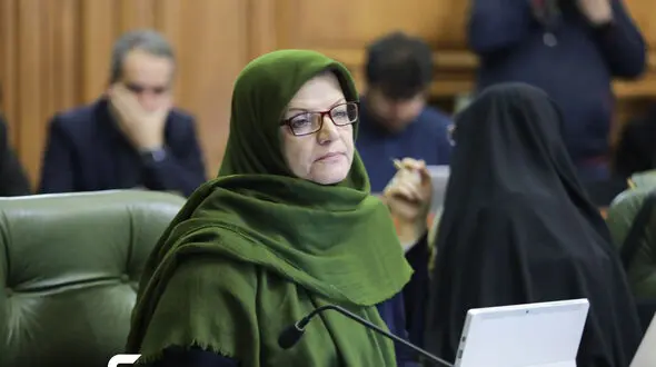 خداکرمی : حداقل باید  20هزار نیروی شهرداری را تعدیل کنیم/ بیماری مزمن 40 ساله را نمی توان در 2 سال درمان کرد