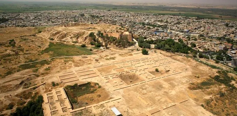 کاخ آپادانا