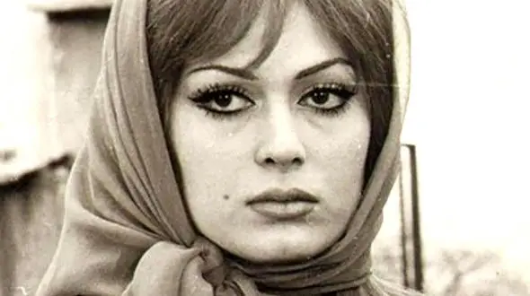 نجیب ترین و جذاب ترین خانم بازیگر ایرانی قبل انقلاب + عکس دستفروشی آذر شیوا