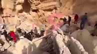 ریزش تپه‌ای در زیارتگاه معروف به قَطّاره امام علی / احتمال دفن شدن زائران زیر آوار + فیلم و عکس