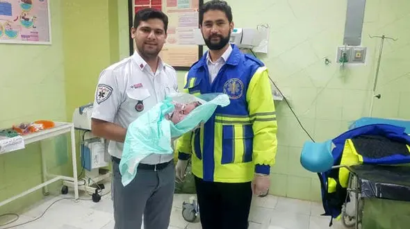 تولد نوزاد 99/9/9 در آمبولانس / در گمیشان رخ داد + عکس