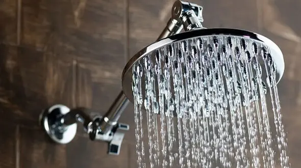 فواید دوش آب سرد برای بدن 