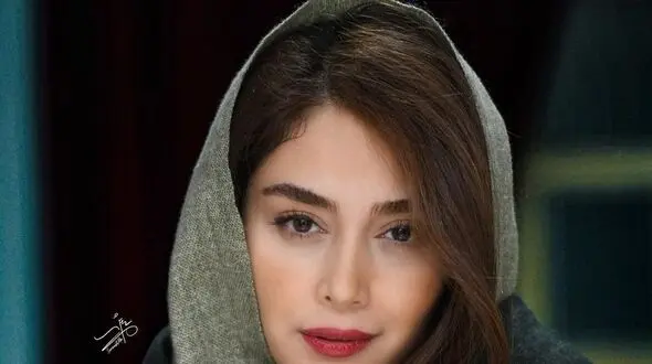 عکس / ژست دلبرانه دیبا زاهدی با عینک آفتابی شیک و خاصش! 