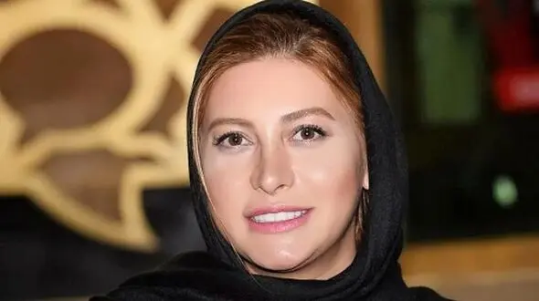 استایل بسیار متفاوت و جالب فریبا نادری در کنار دریا