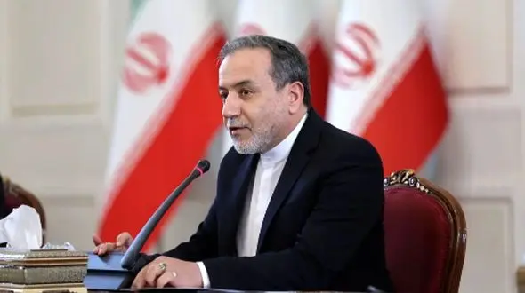 وزیر خارجه زیر ذره‌بین؛ ۴۰ امضا علیه عراقچی از سوی جریان پایداری