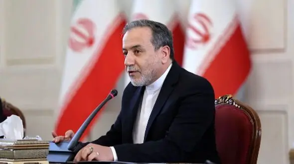 وزیر خارجه زیر ذره‌بین؛ ۴۰ امضا علیه عراقچی از سوی جریان پایداری