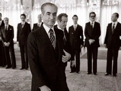 عکس/ سفر در زمان؛ «محمدرضا پهلوی» در نخستین روز سلطنت؛ 25 شهریور 1320