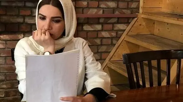 خانم بازیگر عاشق شد +فیلم