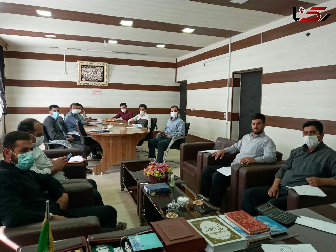 جلسه شورای معاونین آموزش و پرورش منطقه نظرکهریزی با محوریت موضوع پروژه مهر برگزار شد 
