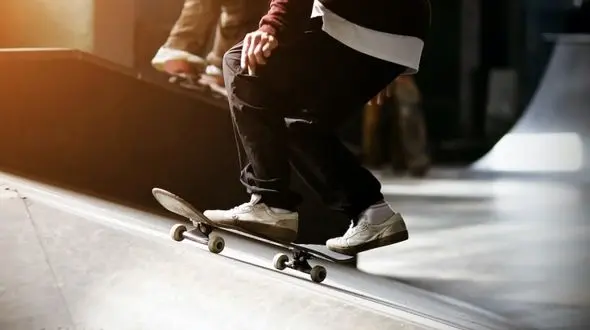 اسکیت برد چیست + راهنمای خرید اسکیت برد