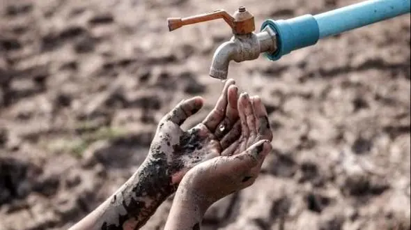 تکذیب شایعه: آب انتقالی به یزد فقط برای شرب است