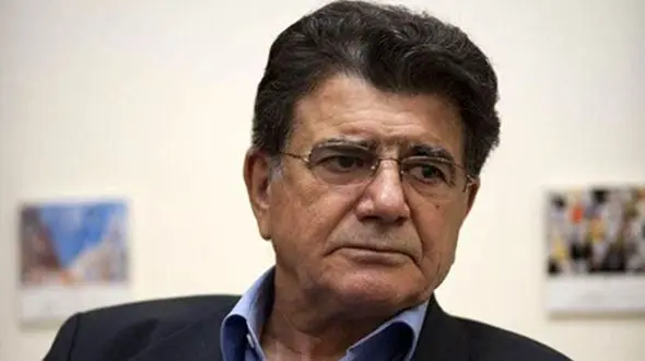 یادی کنیم از آخرین سلفی غم‌انگیز استاد شجریان با لب‌های خندان در کنار همسر دومش در بیمارستان