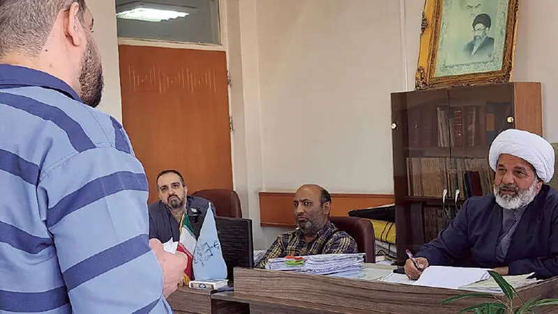 عشق وحشت آلود در حلقه دار