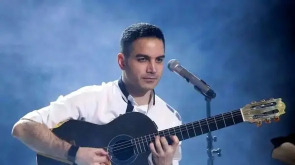 فیلم آواز باشکوه و احساسی محسن یگانه ! /  بعد از  20 سال در کنسرت جدیدش خواند  همه رو به وجد آورد